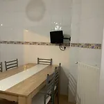 Alfaraz 아파트 *