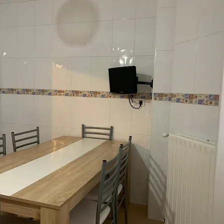 Alfaraz Apartment *